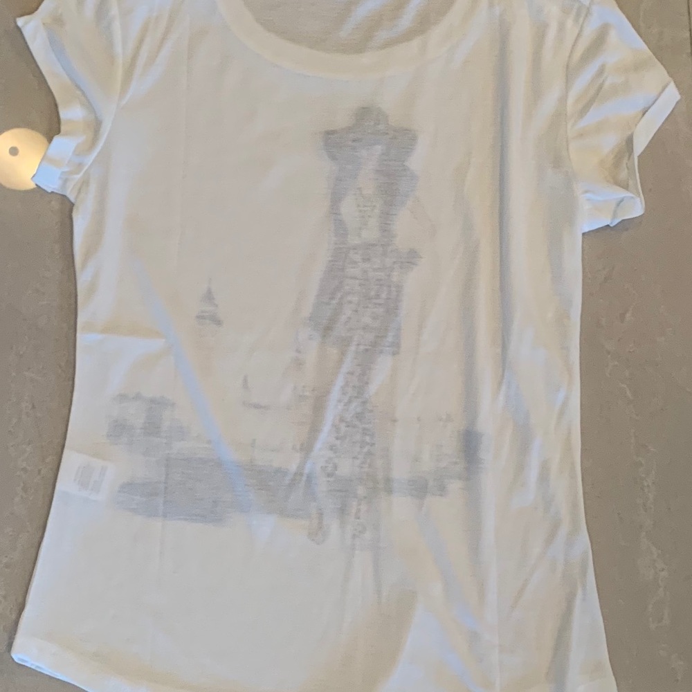 Tshirt - Picture 3 of 4